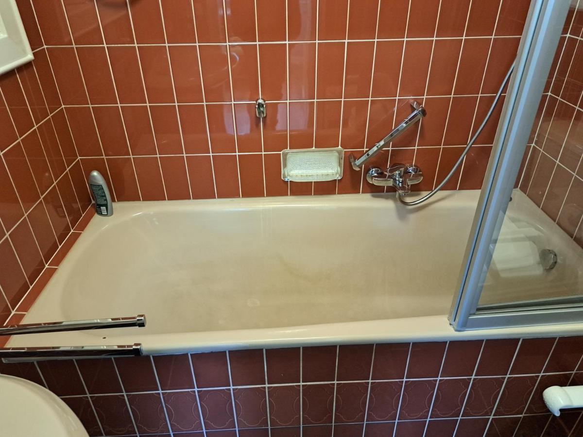 Muttis Apartment Monchengladbach Bagian luar foto